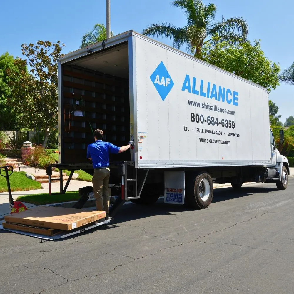 LTL Trucking freight shipping